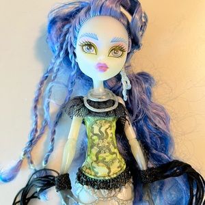 Monster high Sirena Von Boo